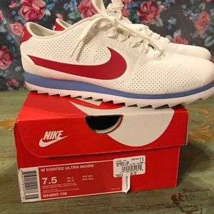 Nike Cortez